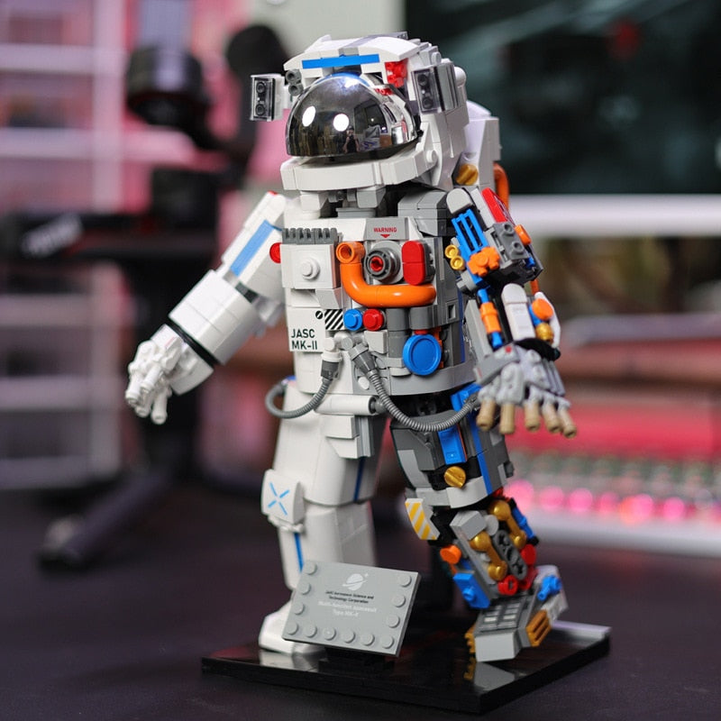 Spaceman Astronaut Blocks MOC Moduler Building Blocks Diy Puzzle Space  Explore Astronaut Adventure Brick Model Toys Christmas Gifts(900 Pieces) 